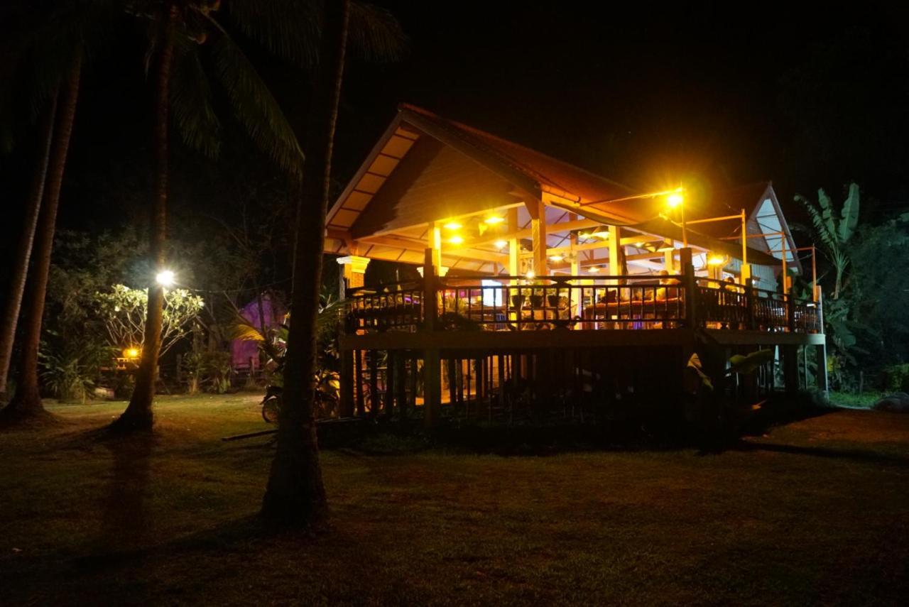 Hotel The Boathouse Ban Dondét Exterior foto
